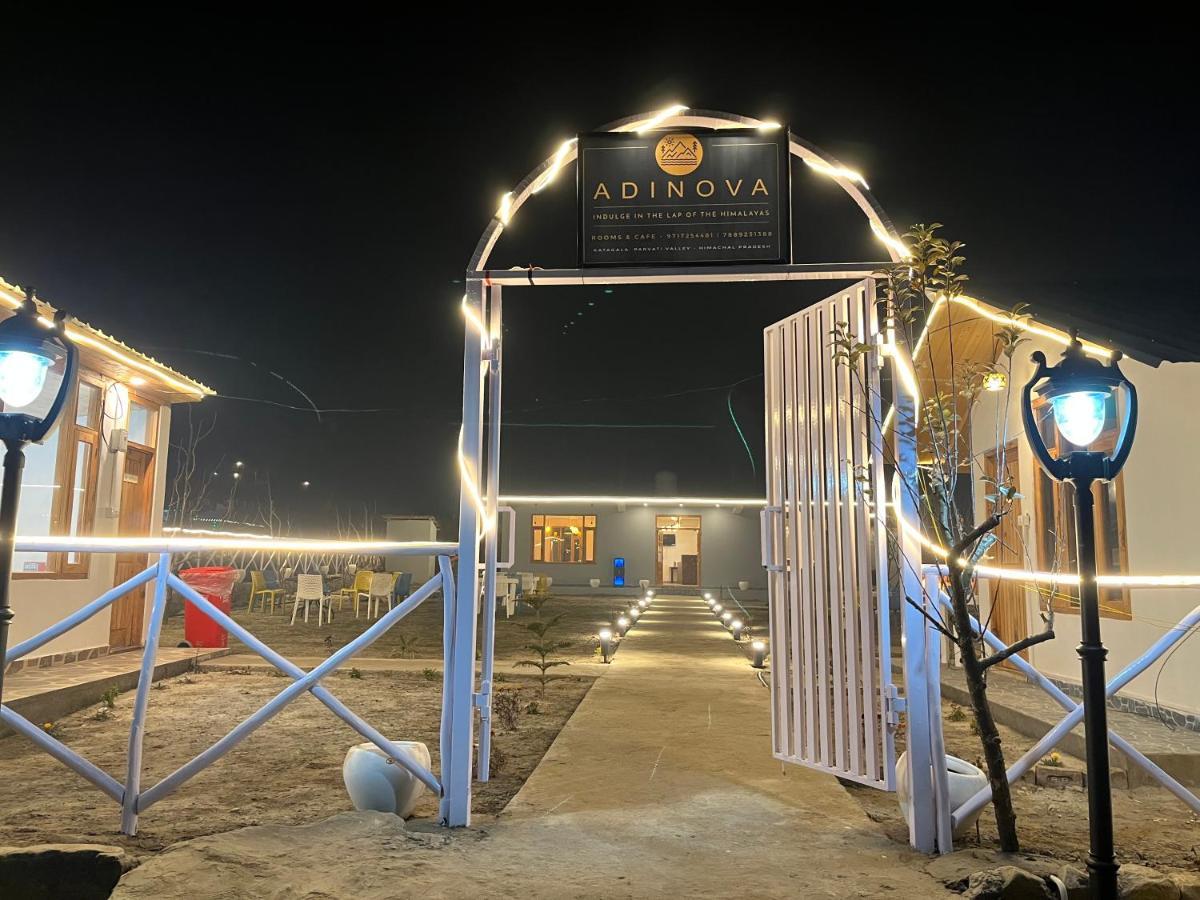 קאסול Hotel Adinova מראה חיצוני תמונה