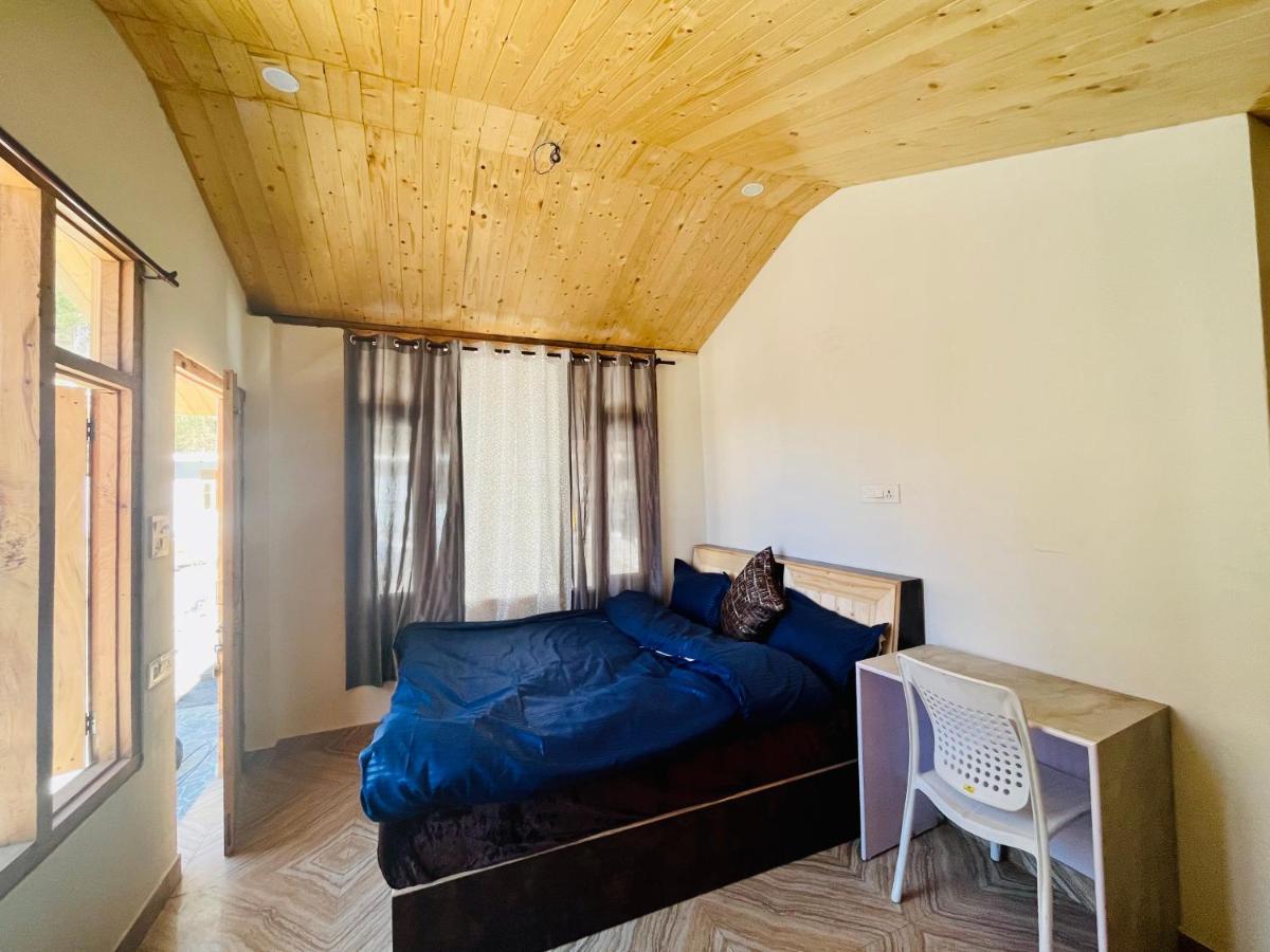 קאסול Hotel Adinova מראה חיצוני תמונה
